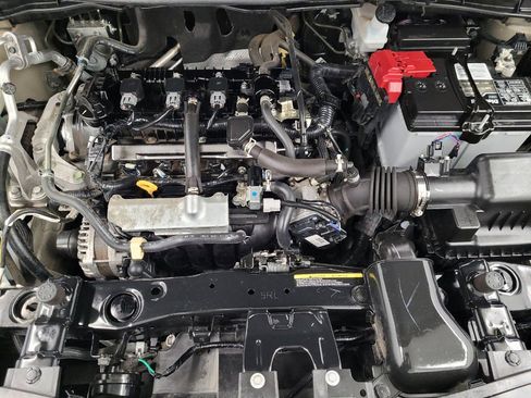 Used 2024 Nissan Versa SV FWD image 30