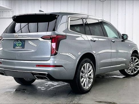 Certified 2023 Cadillac XT6 Premium Luxury w/ Technology Package AWD/4WD image 12