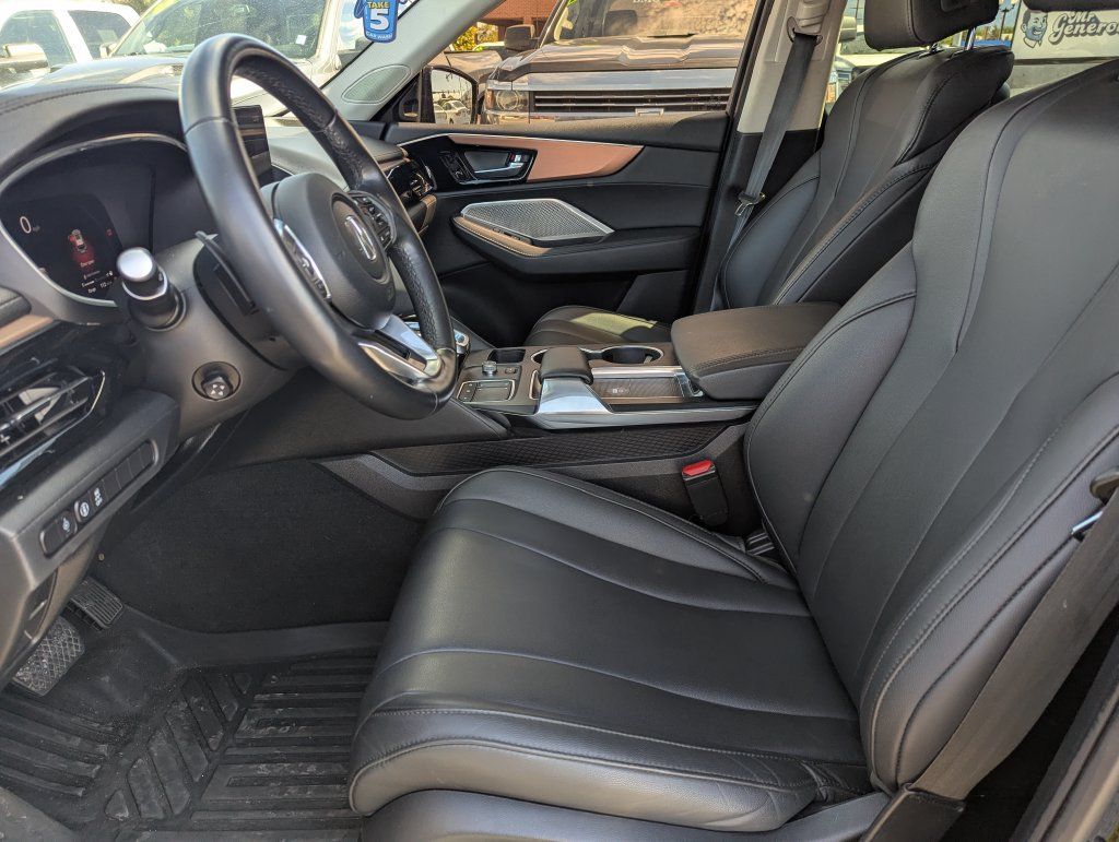 Used 2022 Acura MDX SH-AWD image 24