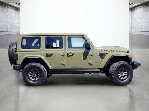 Used 2025 Jeep Wrangler Unlimited Rubicon 392 AWD/4WD image 6