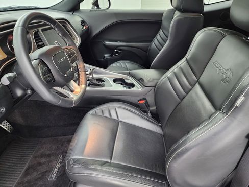 Used 2018 Dodge Challenger SRT Hellcat image 8