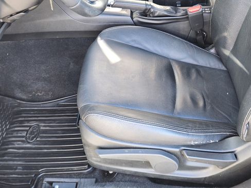 Used 2014 Subaru Crosstrek 2.0i Limited w/ Popular Package #2 image 9