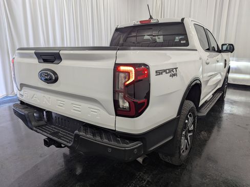 Used 2024 Ford Ranger Lariat w/ Trailer Tow Package image 8