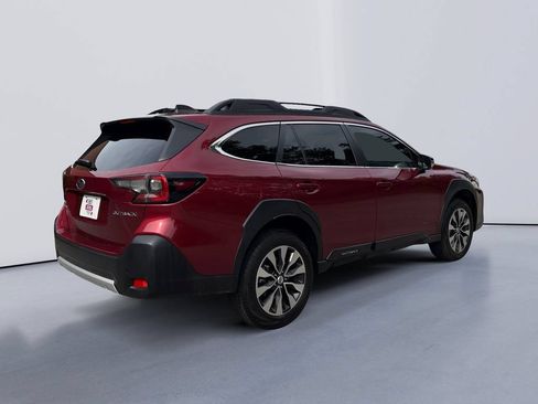 Certified 2025 Subaru Outback Limited AWD/4WD image 3