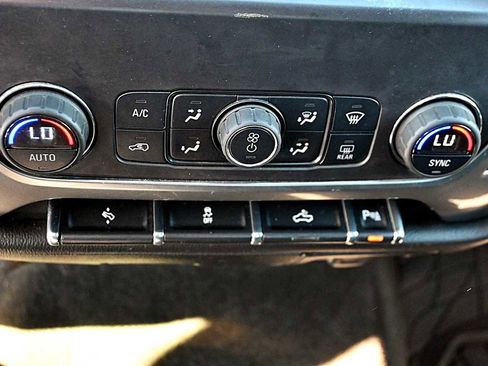 Used 2015 Chevrolet Silverado 1500 LT w/ Rally 2 Edition image 22