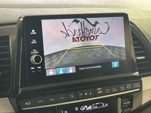 Used 2025 Honda Odyssey Sport-L image 19