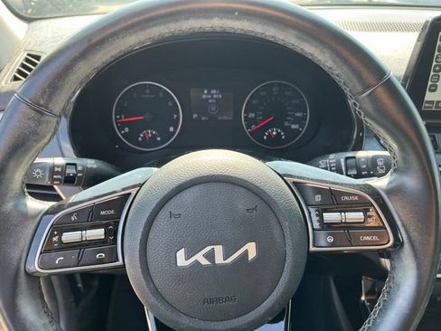 Used 2022 Kia Seltos S FWD image 22
