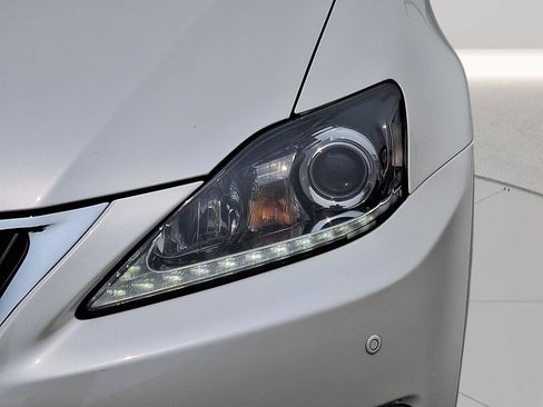 Used 2013 Lexus IS 250C RWD image 25