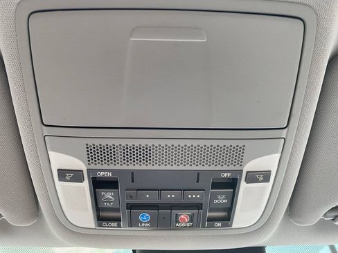 Used 2015 Acura MDX w/ Technology Package AWD/4WD image 41