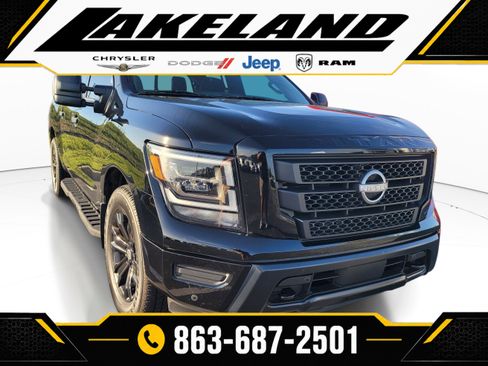 Used 2024 Nissan Titan SV w/ SV Convenience Package RWD image 1