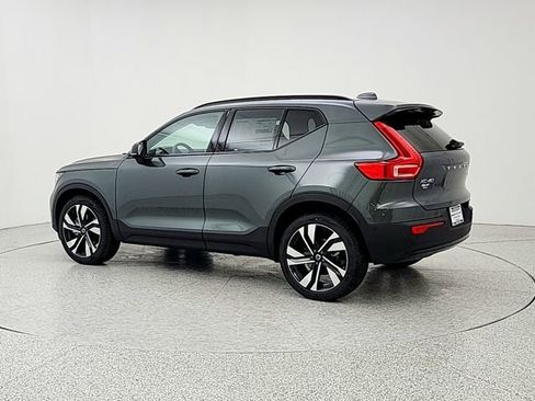 New 2026 Volvo XC40 B5 Plus w/ Protection Package Premier AWD/4WD image 7