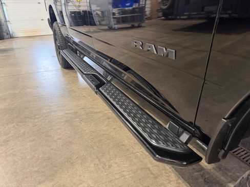 Used 2025 RAM 2500 Big Horn AWD/4WD image 7