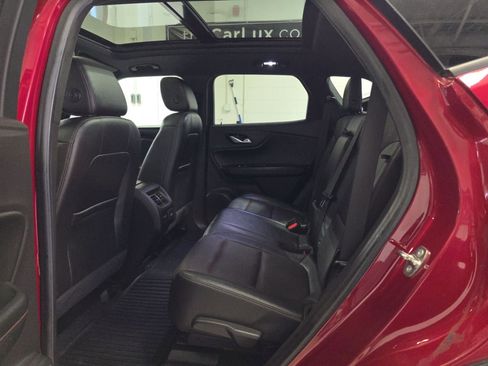 Used 2019 Chevrolet Blazer RS w/ Sun and Wheels Package image 10