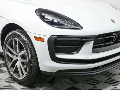 Used 2026 Porsche Macan Turbo AWD/4WD image 39