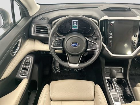 Used 2023 Subaru Ascent Limited AWD/4WD image 10