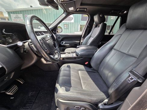 Used 2014 Land Rover Range Rover Supercharged AWD/4WD image 16