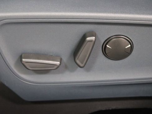 New 2026 Ford Maverick Lobo AWD/4WD image 18