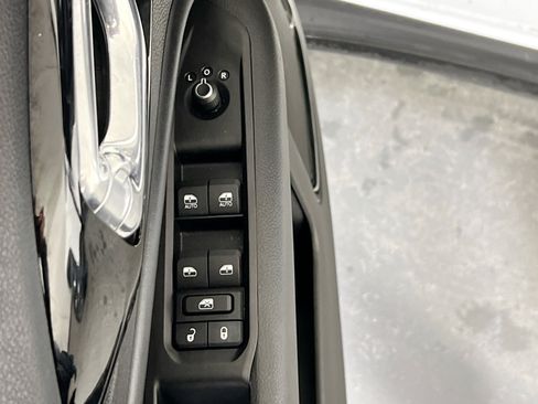 Used 2022 Jeep Compass Trailhawk w/ Trailhawk Convenience Group image 17