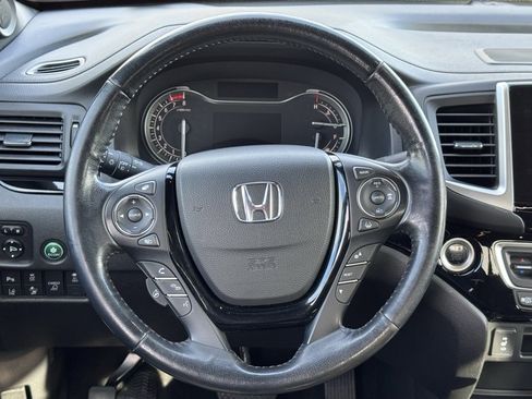 Used 2017 Honda Ridgeline Black Edition image 7