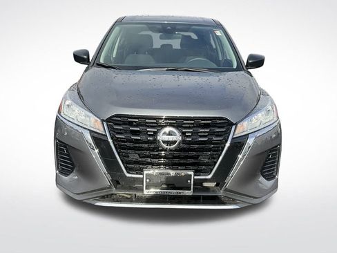 Certified 2025 Nissan Kicks Play S image 12