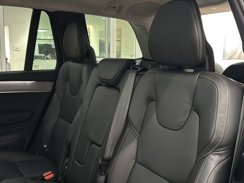 New 2026 Volvo XC90 T8 Ultra w/ Protection Package Premier image 26