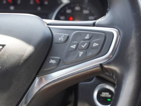 Used 2020 Chevrolet Equinox LT w/ Midnight Edition FWD image 32