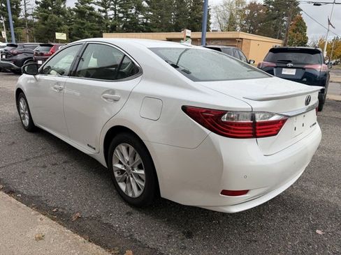 Used 2013 Lexus ES 300h image 5