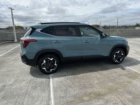 Used 2024 Kia Seltos EX AWD/4WD image 33