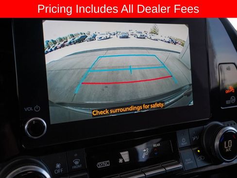 Used 2024 Toyota Highlander XSE AWD/4WD image 14