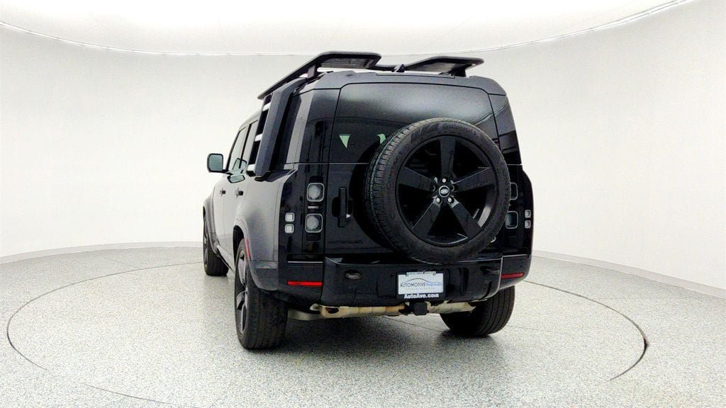 Used 2023 Land Rover Defender 110 X AWD/4WD image 6