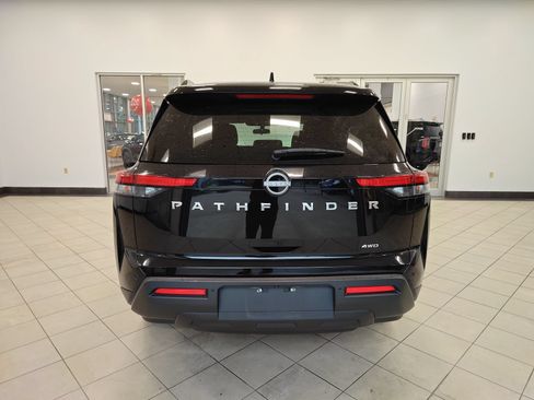Used 2025 Nissan Pathfinder SV AWD/4WD image 4