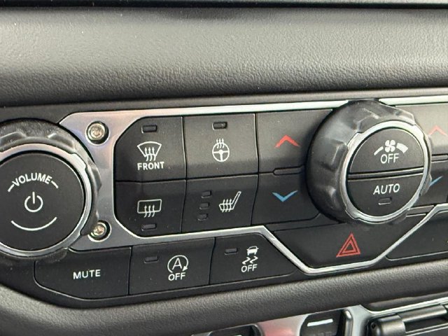 New 2026 Jeep Gladiator Mojave AWD/4WD image 24