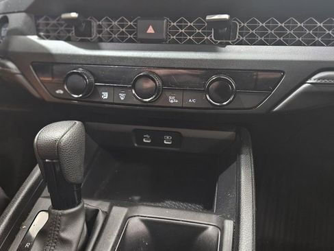 Used 2023 Honda Accord EX image 19