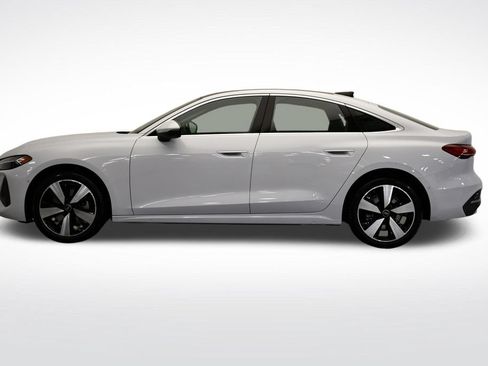 Used 2025 Audi A5 2.0T Premium Plus w/ Premium Plus AWD/4WD image 2