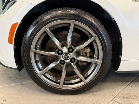 Used 2021 MAZDA MX-5 Miata RF Grand Touring image 22
