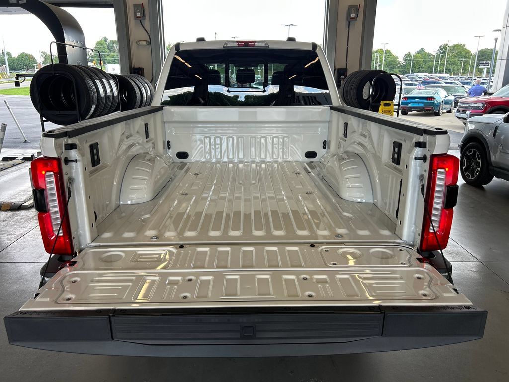 New 2026 Ford F250 King Ranch w/ Chrome Package AWD/4WD image 9