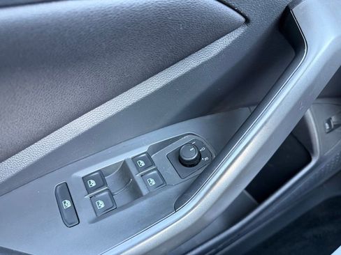 Used 2019 Volkswagen Jetta S image 21