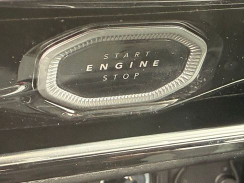 New 2026 Jeep Grand Cherokee Limited image 18