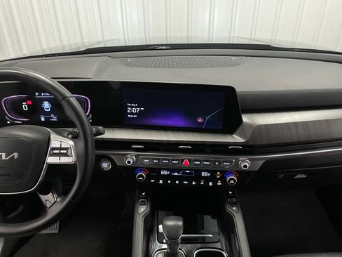 Used 2023 Kia Telluride EX FWD image 28