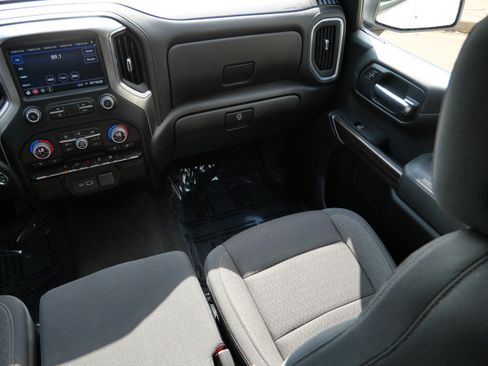 Used 2021 Chevrolet Silverado 1500 LT AWD/4WD image 21