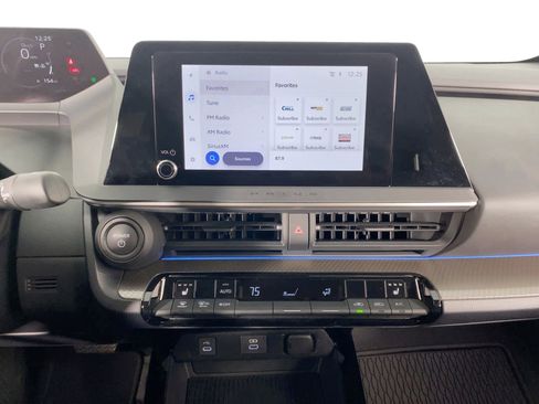 Used 2025 Toyota Prius XLE image 23