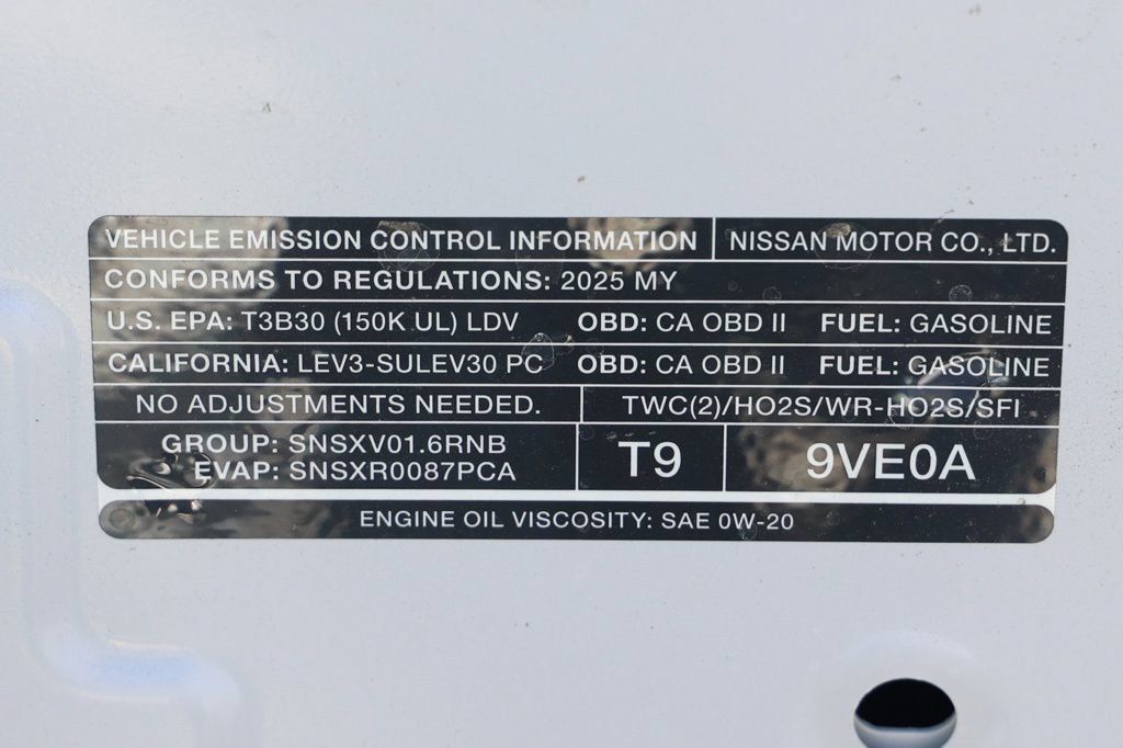Used 2025 Nissan Versa SR w/ Trunk Package FWD image 33
