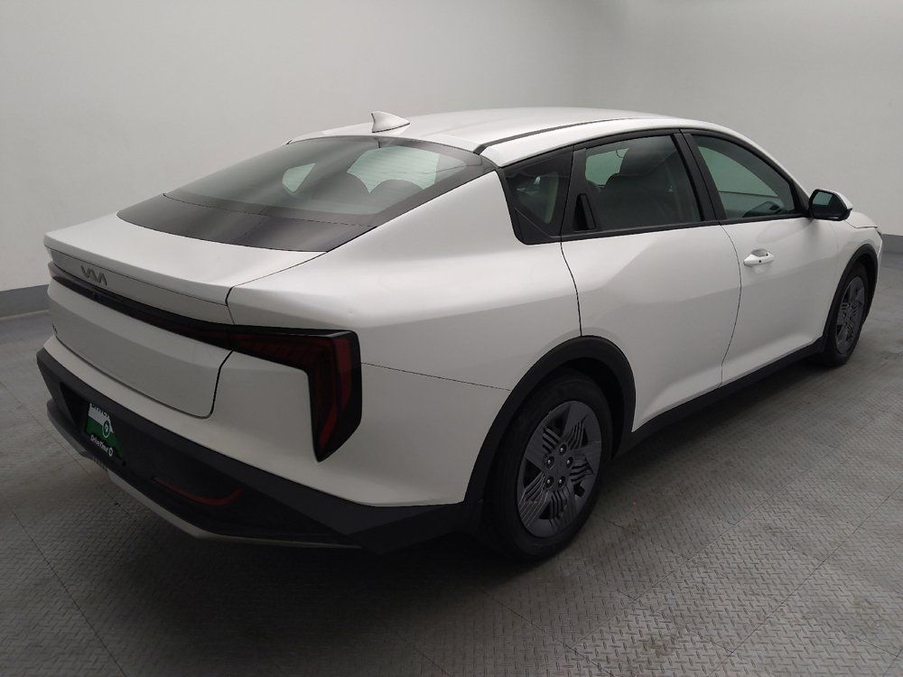 Used 2025 Kia K4 FWD image 9