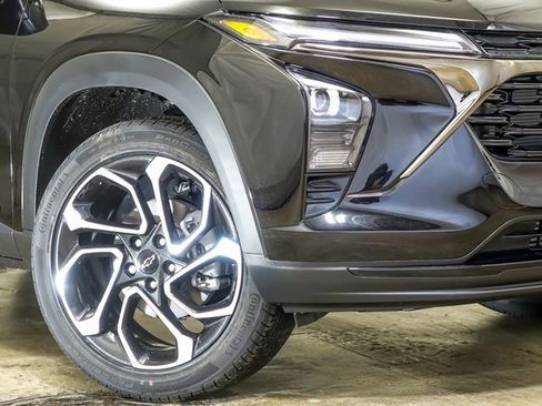 New 2026 Chevrolet Trax RS w/ Driver Confidence Package image 4