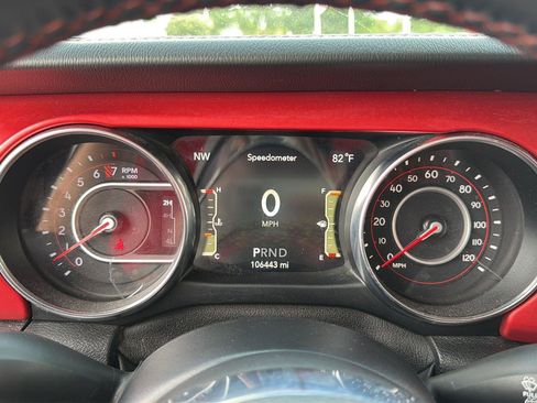 Used 2020 Jeep Wrangler Unlimited Rubicon AWD/4WD image 25