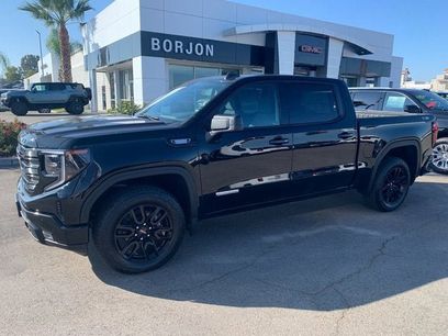 New 2025 GMC Sierra 1500 Elevation