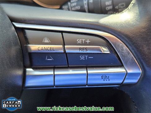 Used 2023 MAZDA MAZDA3 s image 30
