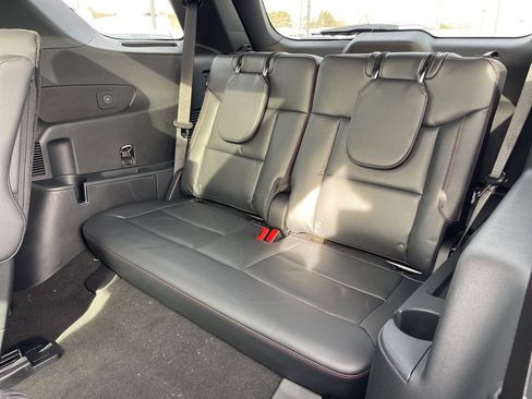 New 2026 Ford Explorer ST-Line w/ ST-Line Street Pack image 19