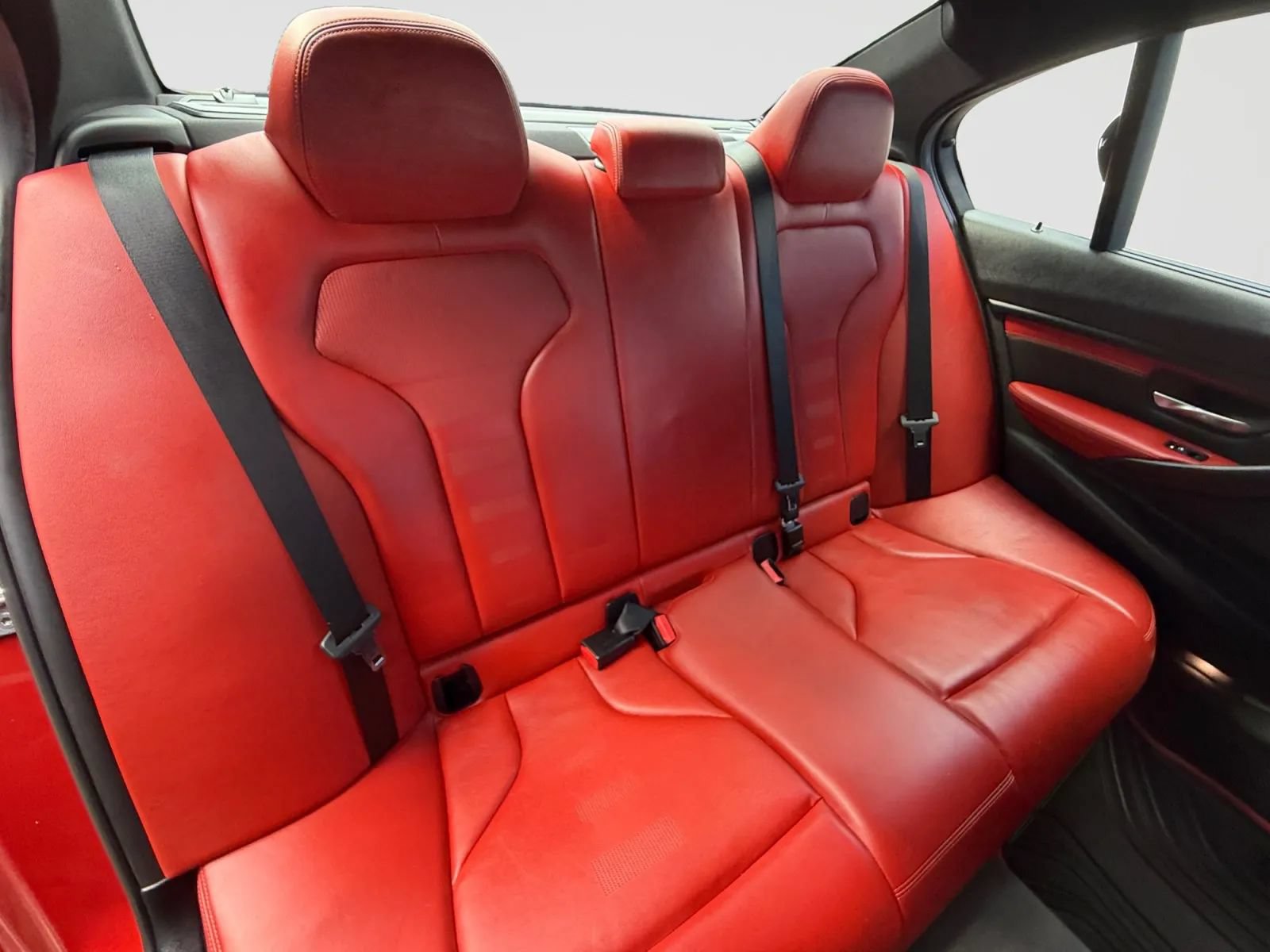 Used 2016 BMW M3 RWD image 18