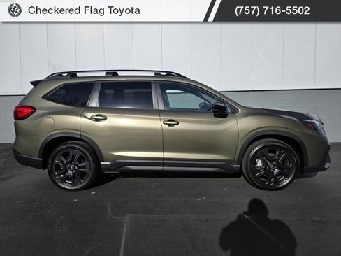 Used 2024 Subaru Ascent Onyx Edition image 9